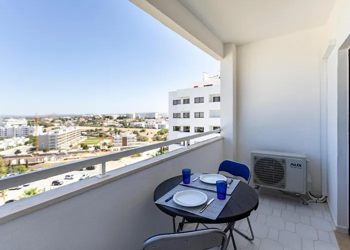 The Concierge - Pool & Sunset Balconies *