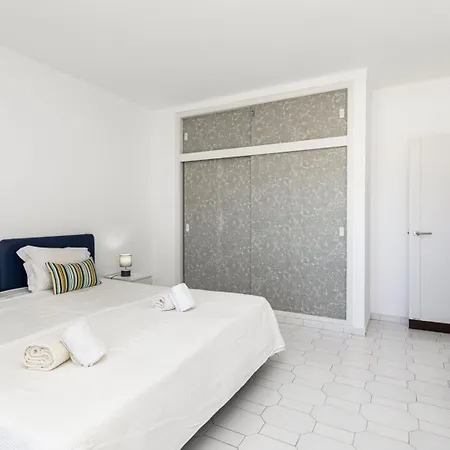 The Concierge - Pool & Sunset Balconies Appartement