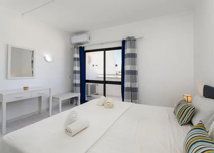 The Concierge - Pool & Sunset Balconies *