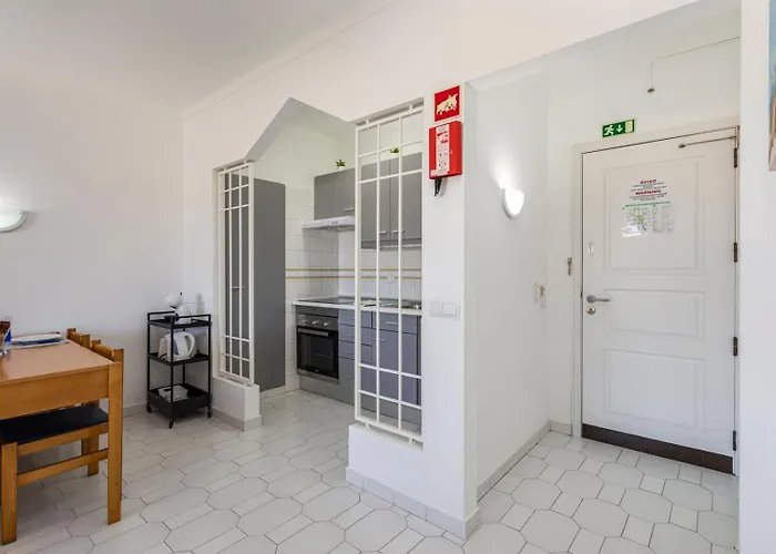 The Concierge - Pool & Sunset Balconies Apartamento *