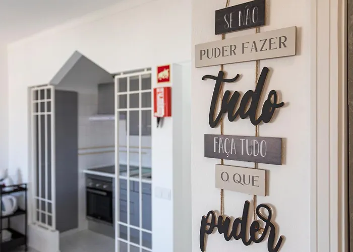 The Concierge - Pool & Sunset Balconies