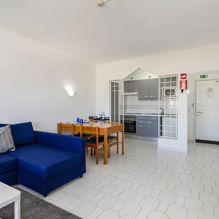 The Concierge - Pool & Sunset Balconies Apartment Albufeira