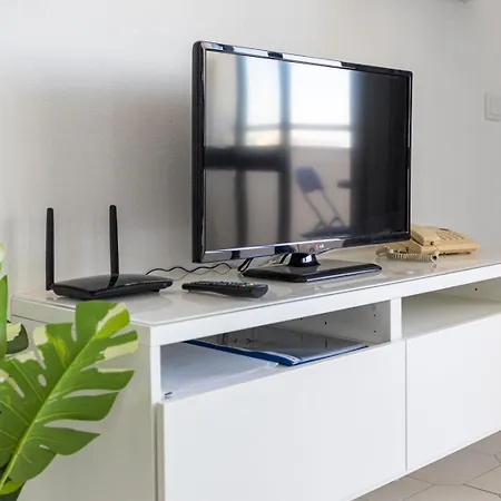 Apartment The Concierge - Pool & Sunset Balconies *